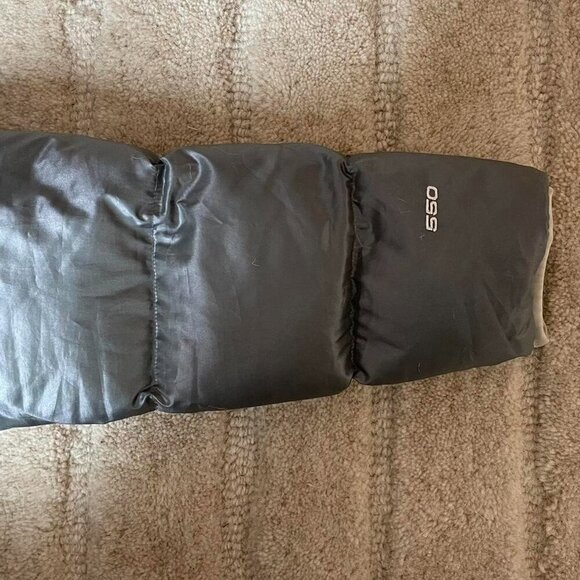 Grey The North Face Puffer Jacket - Picture 5 of 5